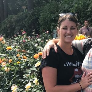 Meet your Posher, Rebecca